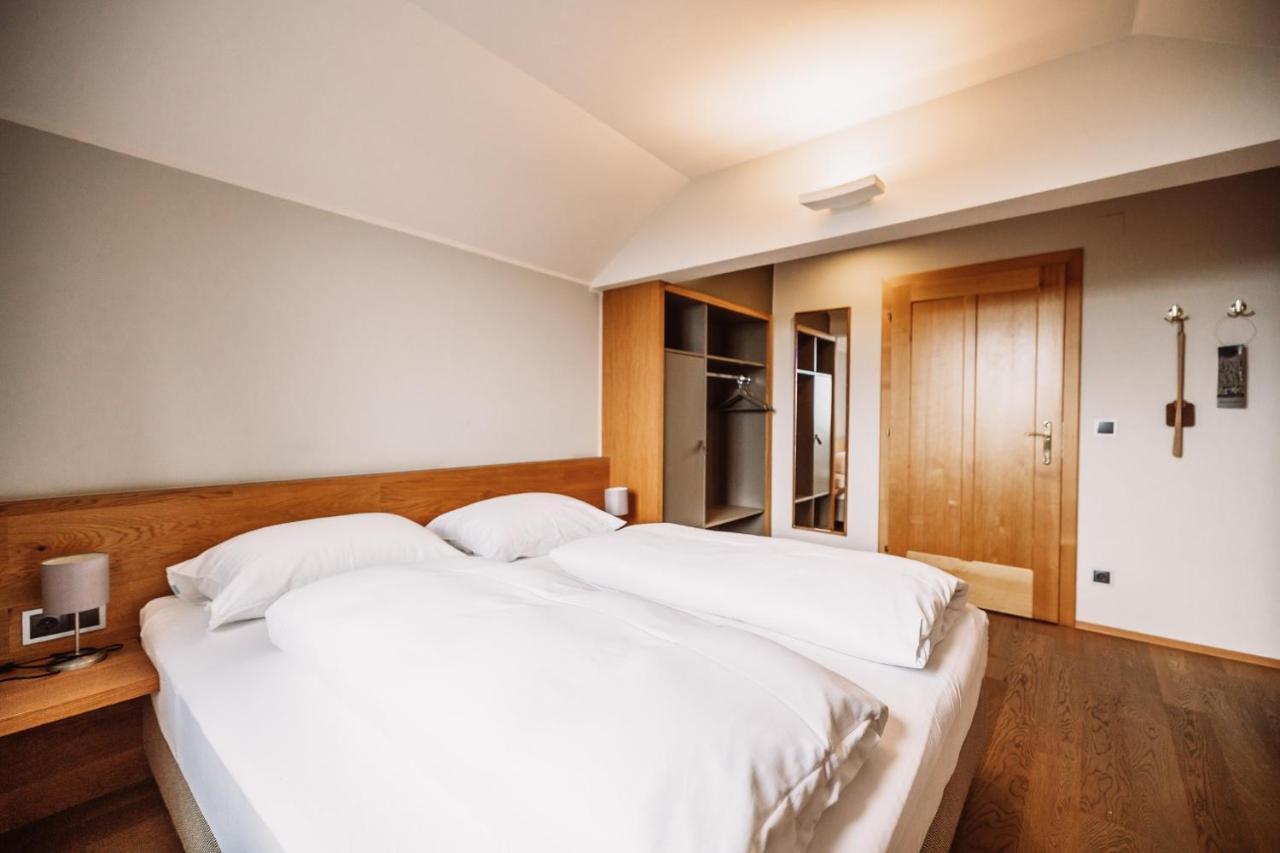 Weinhotel Maitz Wolfgang Ratsch an der Weinstraße Buitenkant foto